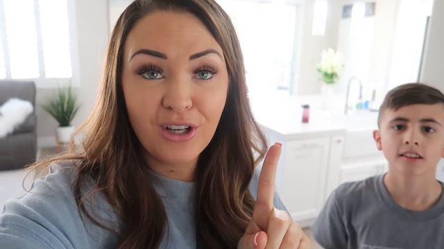 REVEALING THE BEST VACATION SURPRISE OF ALL! / GIRLS FLY ON AN AIRPLANE FOR THE FIRST TIME смотреть онлайн