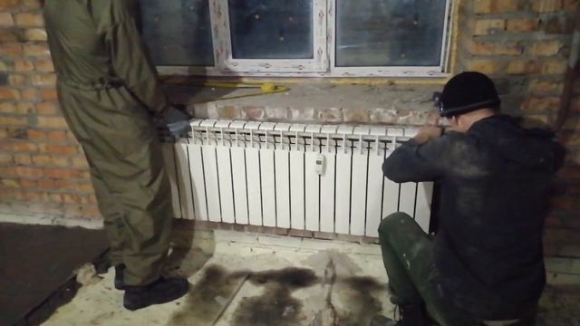 Как соединить секции алюминиевых батарей или как объединить две батареи вместе. смотреть онлайн