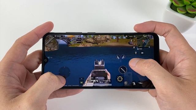 Vivo Y1s test game Pubg Mobile | Helio P35 2GB Ram смотреть онлайн