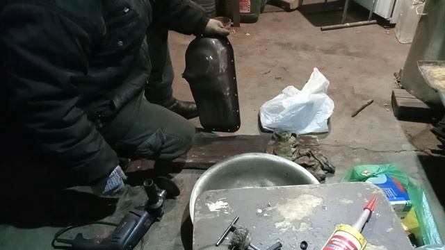 Чистим поддон двигателя моем?️ разбираем и собираю масляный насос ВАЗ 2112 моем датчик уровня масла смотреть онлайн