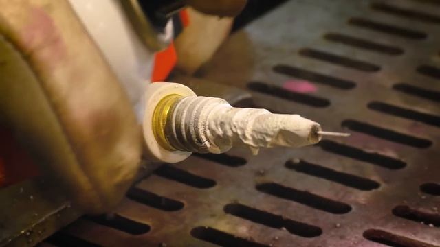 Керамический спрей для защиты от сварочных брызг CAS 400. Как продлить жизнь сварочной горелке? смотреть онлайн