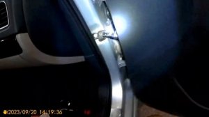 [КРАТКО] Как снять обшивку двери Volkswagen Jetta 6 ➤ Пошаговое руководство