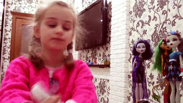 Обзор кукол Monster High смотреть онлайн