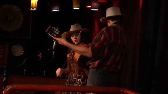 Martha Spencer And Archer - Fiddle @ Smiths Alternative, Canberra 2024.