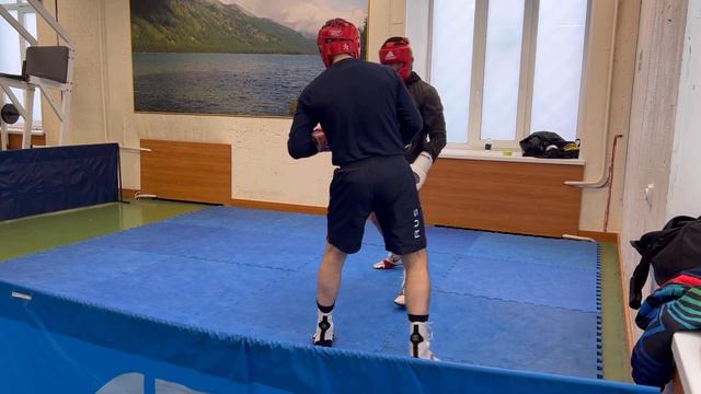 Спарринги с мастером спорта по боксу. смотреть онлайн