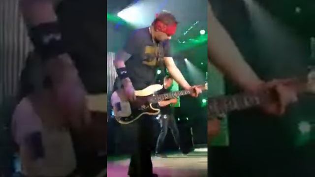 Kryptonite 3 Doors Down/Chris Daughtry