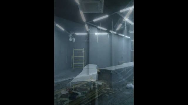 Покраск Потолка в черный цвет - 86 м2; Стен в серый цвет 162 м2; смотреть онлайн