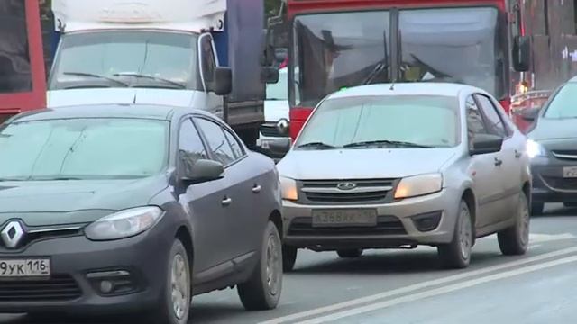 Казанцы придумали как обмануть QR-ную систему и ездить в транспорте без сертификата смотреть онлайн