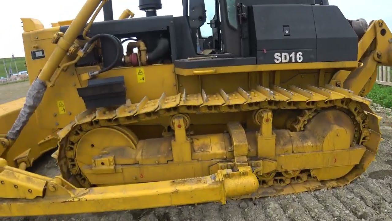 НОВЫЙ КИТАЙСКИЙ ГУСЕНИЧНЫЙ БУЛЬДОЗЕР смотреть онлайн