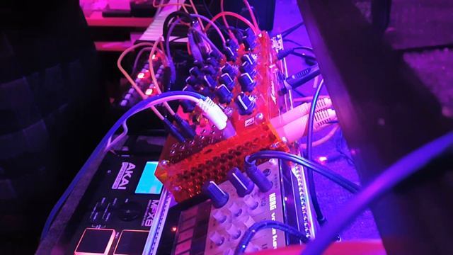 Synth jam session смотреть онлайн