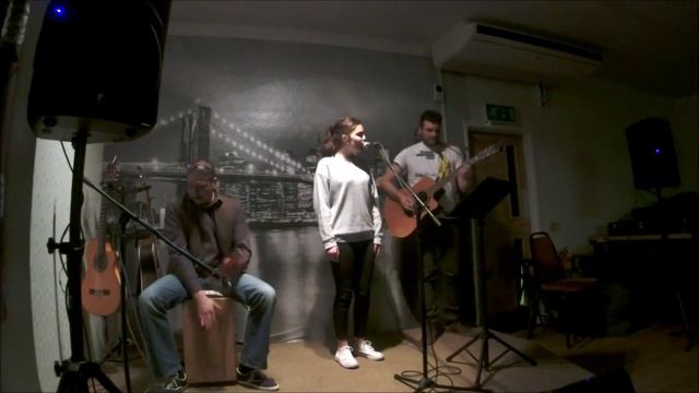 Zoe & Tim Brown - Stronger Than Me - Acoustic Cover смотреть онлайн