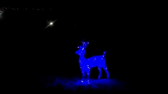 Новогодний олень смотреть онлайн