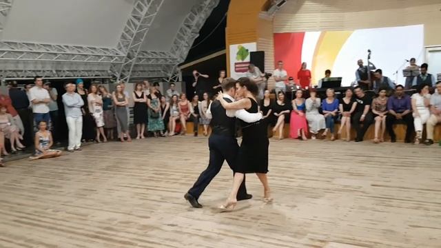 Юрий Штыкин, Наталья Молокова, La 2x4 Rosarina Orquestra, Екатериненский парк, 14.07.2018, часть 2 смотреть онлайн