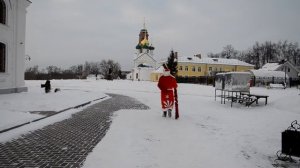 Дедушка Мороз идёт в гости к ребятишкам