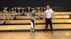 Как прыгать в длину с места далеко.