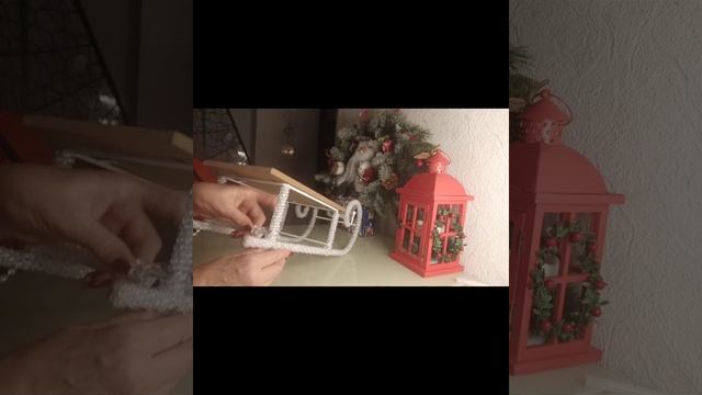 Новогодний декор.Санки для Деда Мороза смотреть онлайн