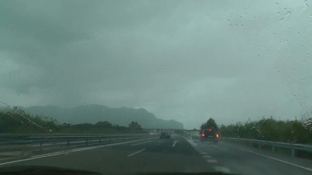 Лучший климат в Испании, в Аликанте! в Валенсии осенью дожди по 2 месяца смотреть онлайн