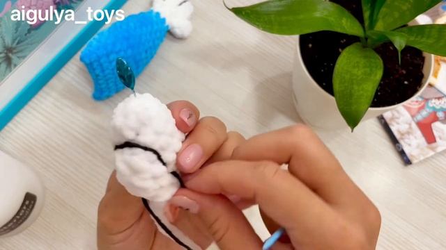 Как вышить пальчики • Вязание игрушек крючком • Амигуруми крючком смотреть онлайн