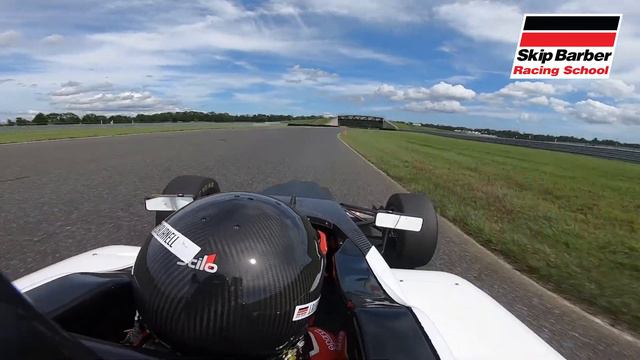 NJMP Lightning - Skip Barber Formula Car смотреть онлайн