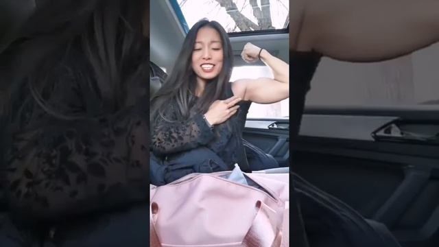 Great Girl Biceps  伟大的女孩二头肌