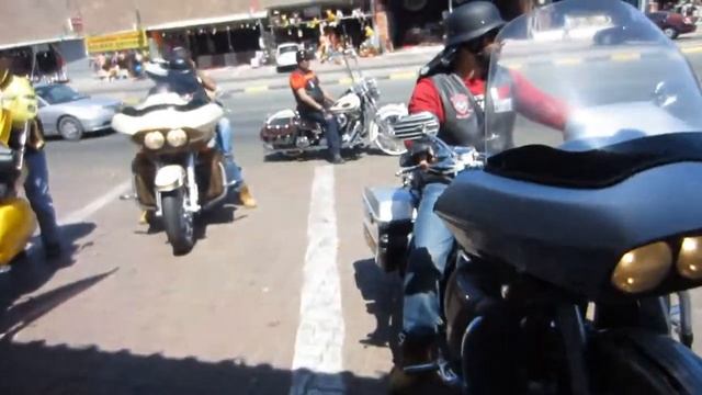 Байкеры Дубая - Bikers Dubai смотреть онлайн