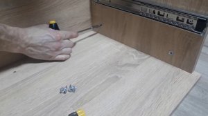 Сборка туалетного столика с зеркалом своими руками. Гримёрный стол с зеркалом для визажа