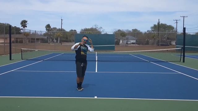 Capoeira Acrobatic Landing Refinement: Aú de Frente, Hips Up, Legs Separated смотреть онлайн