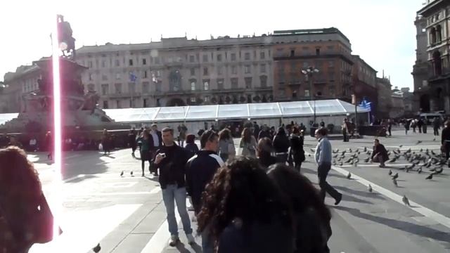 Piazza Del Duomo - Milan, Italy смотреть онлайн
