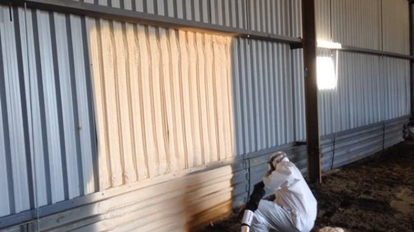 Spray foam eco-friendly industrial insulation