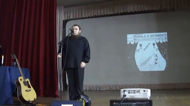 Александр Кравненко в моно-спектакле "За кулисами" , посвященном А.Вертинскому смотреть онлайн