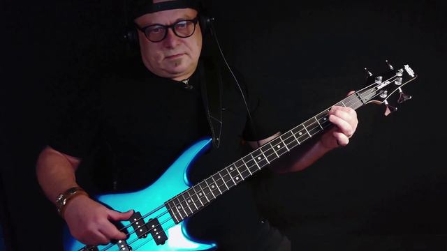 My Chemical Romance - Dead - TRG - E Bass Guitar Cover смотреть онлайн
