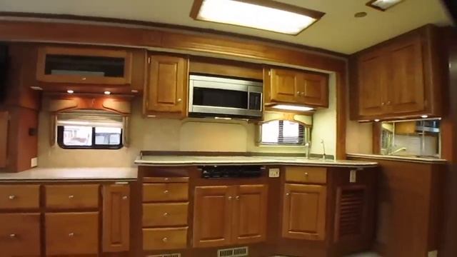 SOLD!2006 Monaco Diplomat 40 PDQ Diesel Class A , 4 Slides, Low Miles, 400HP, Warranty, $69,900 смотреть онлайн