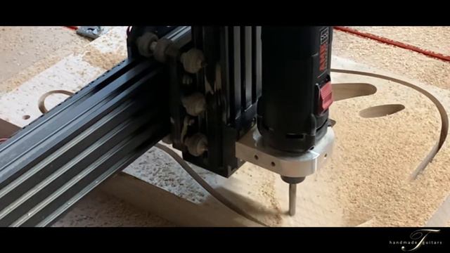 Cnc cut stratocaster style guitar body смотреть онлайн