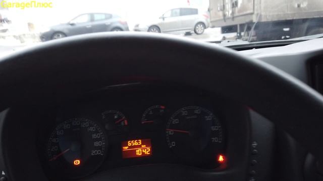 Фиат Добло: Просто ЖЕСТЬ!!! Опять поломка трапеции дворников! Заодно поменял масло в двигателе! смотреть онлайн