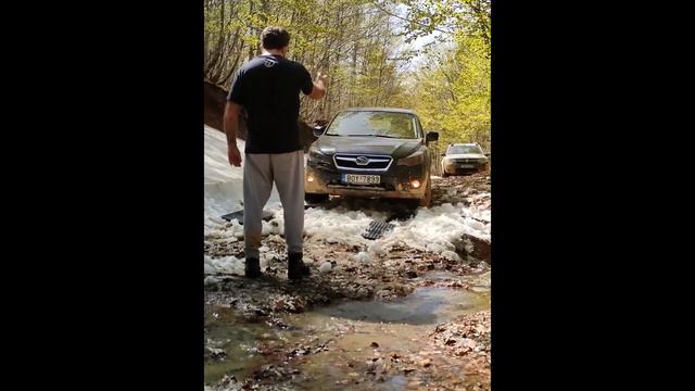 Subaru XV Crosstrek awd and Dacia Duster 4wd offroading through Mud and Snow on pelion mountain!#vs смотреть онлайн