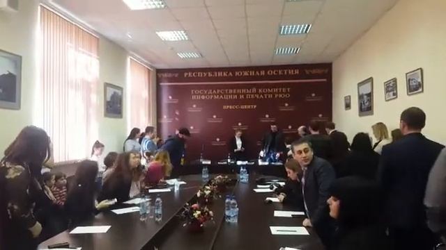 Мурат Гассиев. Пресс-конференция в Цхинвале смотреть онлайн