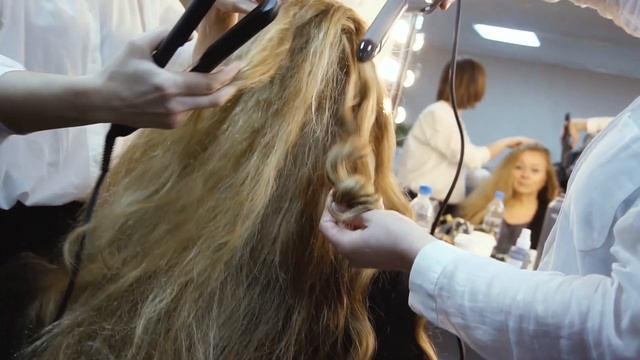 4 поколения - преображение в салоне красоты Ориона смотреть онлайн