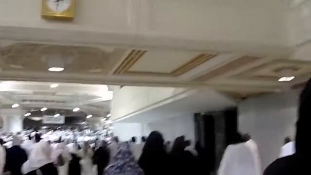 Са`й - семикратная ходьба между двумя холмами Сафа и Марва. смотреть онлайн