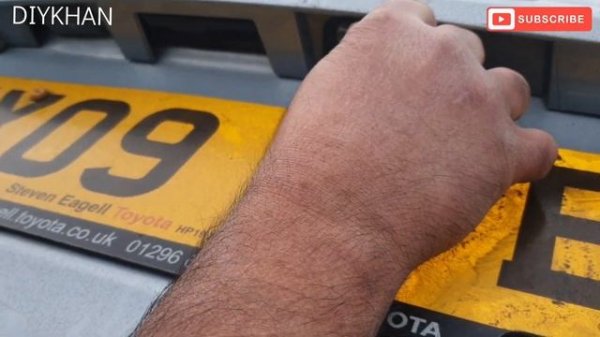 Toyota Auris Tailgate Number Plate Light Bulb Replacement Job. Changing the Number Plate Light Bulb