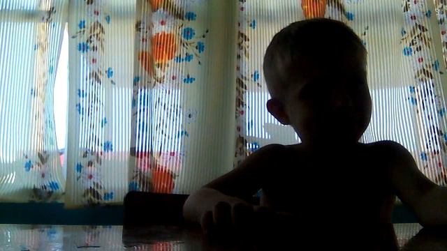 Дети съели много чипсов !!! И у них болят животы! смотреть онлайн