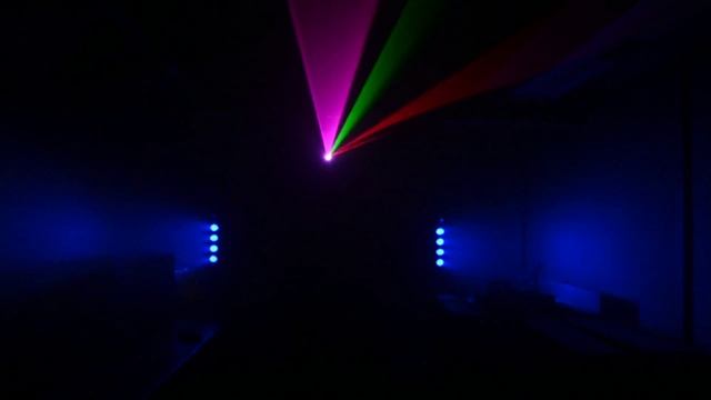 Disco Light Show using Sunlite Suite2 and Quickshow смотреть онлайн
