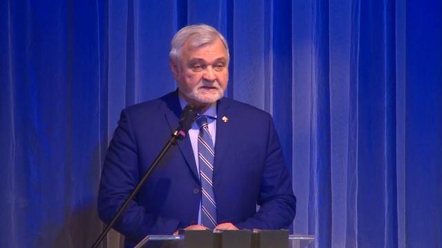 Праздничный концерт, посвящённый первому весеннему празднику - 8 марта смотреть онлайн