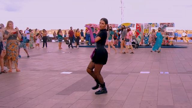 [K-POP IN PUBLIC] EVERGLOW (에버글로우) - "FIRST" - DANCE COVER BY LÓTUS (SPECIAL HALLOWEEN VER.) смотреть онлайн