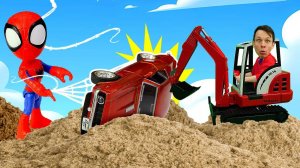 Человек паук наводит порядок в городе! Видео для мальчиков про машинки и Супергерои Марвел
