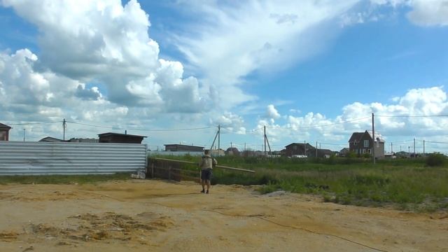Короче говоря ПОМОГАЮ ПАПЕ НА СТРОЙКЕ! АРИНА руководит ПАПОЙ Sisters Family