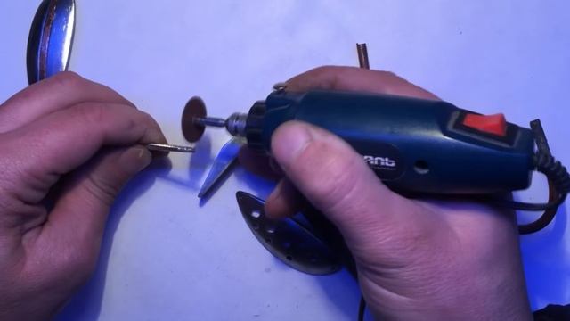 Самая уловистая блесна"КОЛЕБАЛКА" из ложки своими руками! The best bait for pike! смотреть онлайн