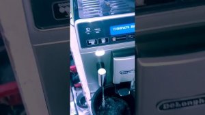 как заменить фильтр воды Delinghi autentica