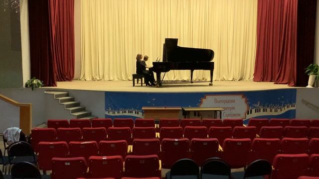 Безуглова Инна, Наумкина Елена, проф.музыканты, С.Прокофьев - М.Плетнев. Вальс из сюиты "Золушка" смотреть онлайн