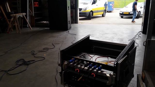 18 Sound 8×18 inch sub 13400 Watt Altair and Behringer inuke 6000 Amp PA Installation Speaker Test смотреть онлайн