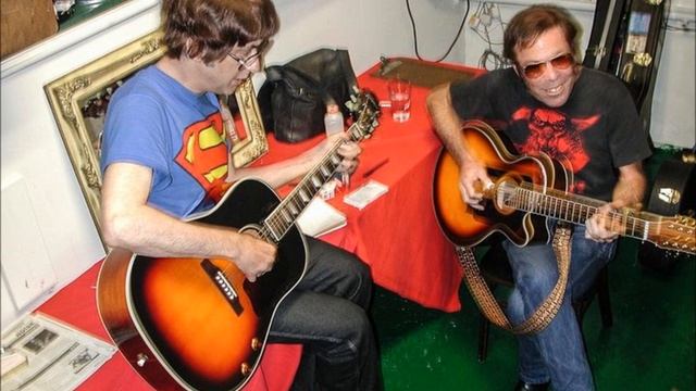 Cyril Jordan & Mike Wilhelm - Married Woman 2001 (Flamin' Groovies) смотреть онлайн